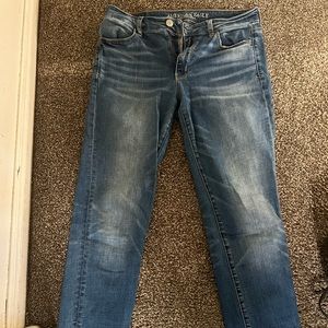 American eagle skinny blue jeans